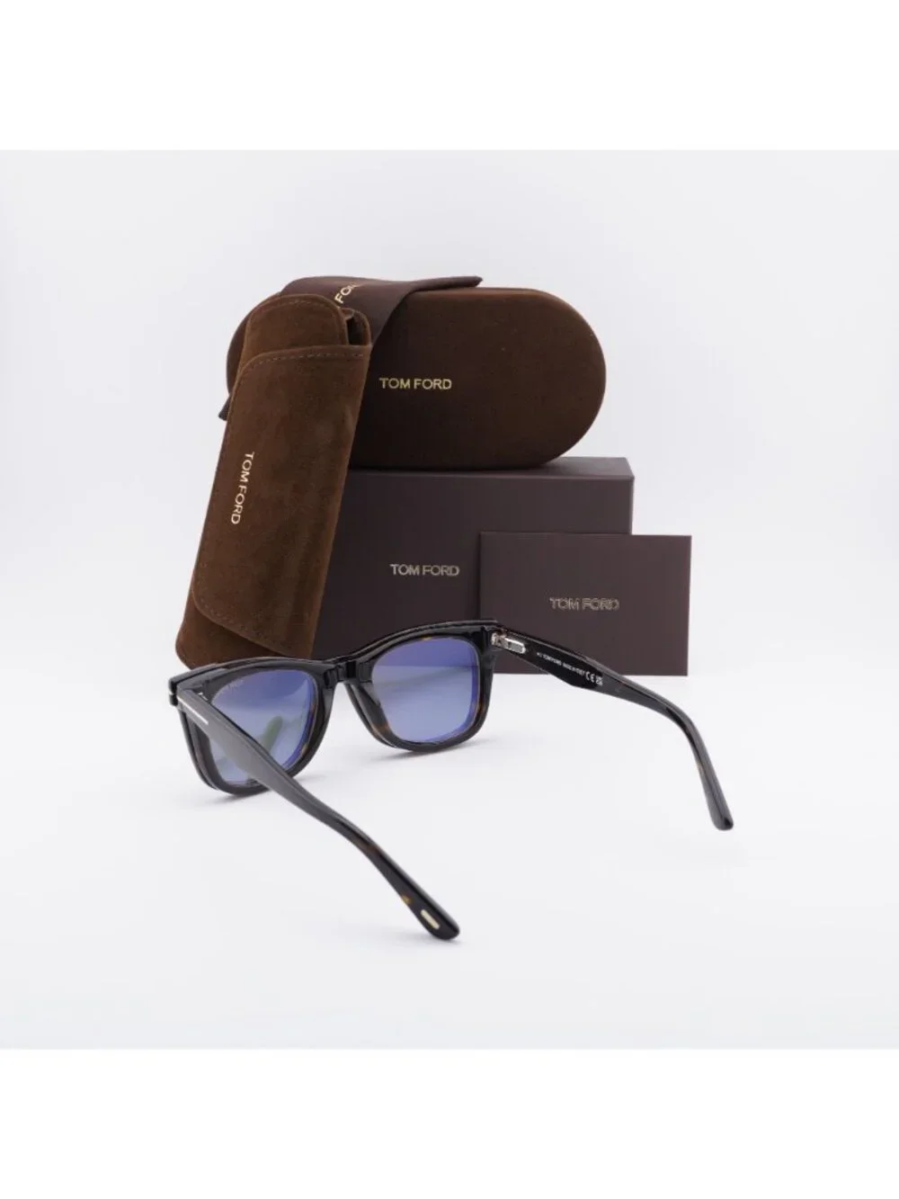 Tom Ford model ft5970